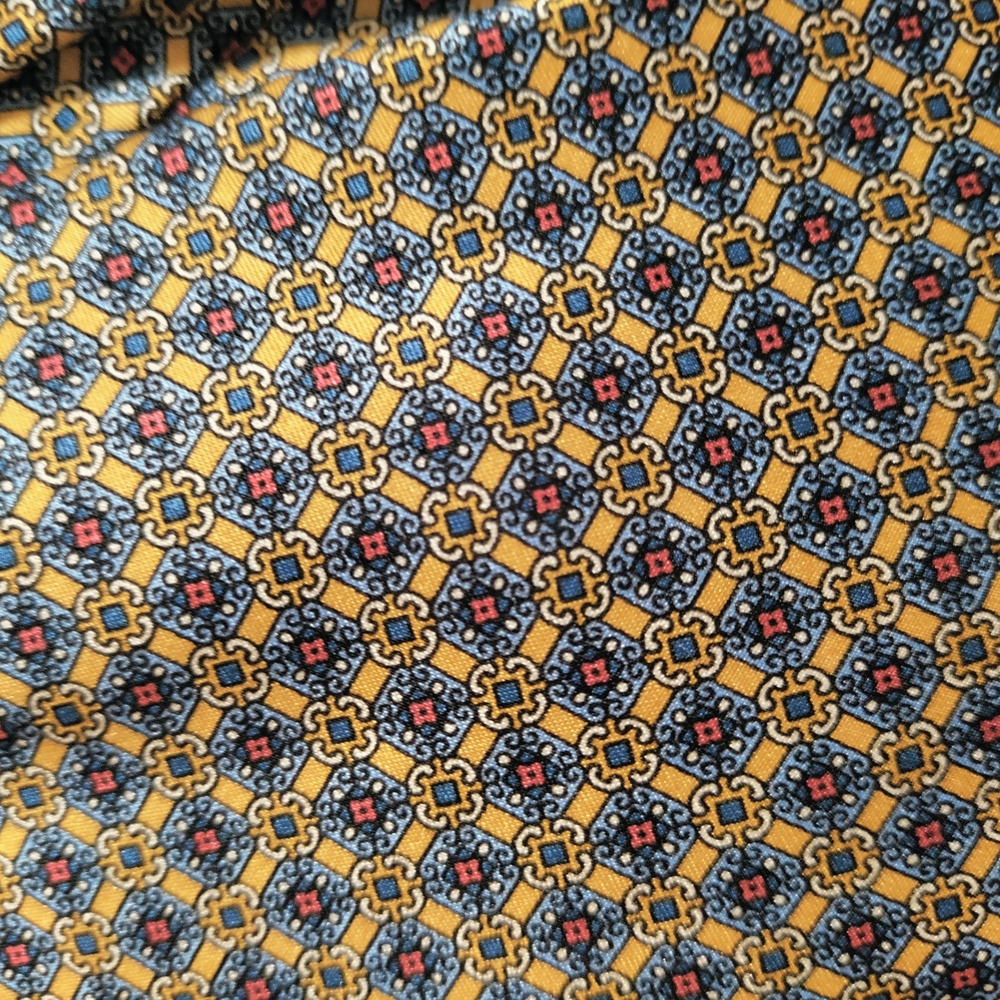Geometric Patterned Fabric - Picture 3 of 5